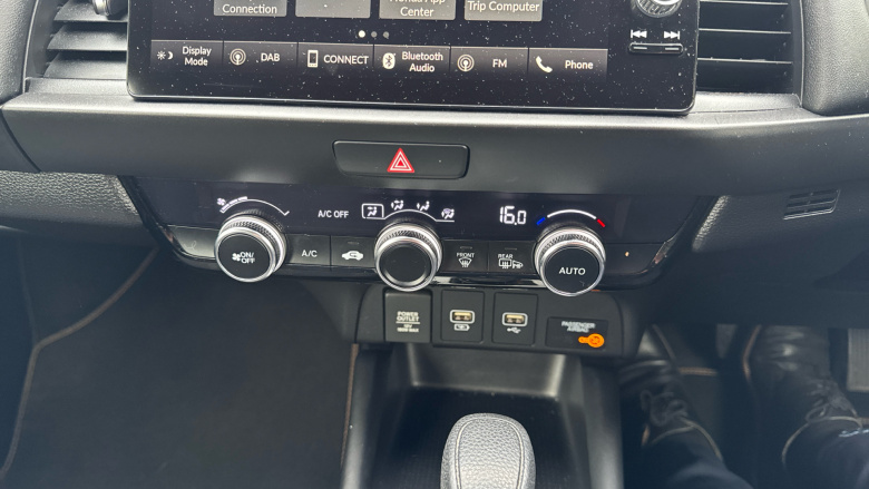 Honda Jazz 1.5 i-MMD Hybrid SR 5dr eCVT Hybrid Hatchback